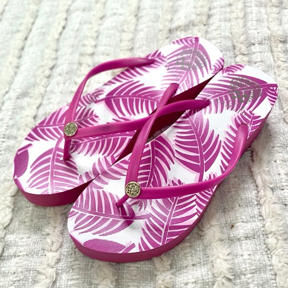 Y2K Vince Camuto Platform Sandals - Picture 1 of 6